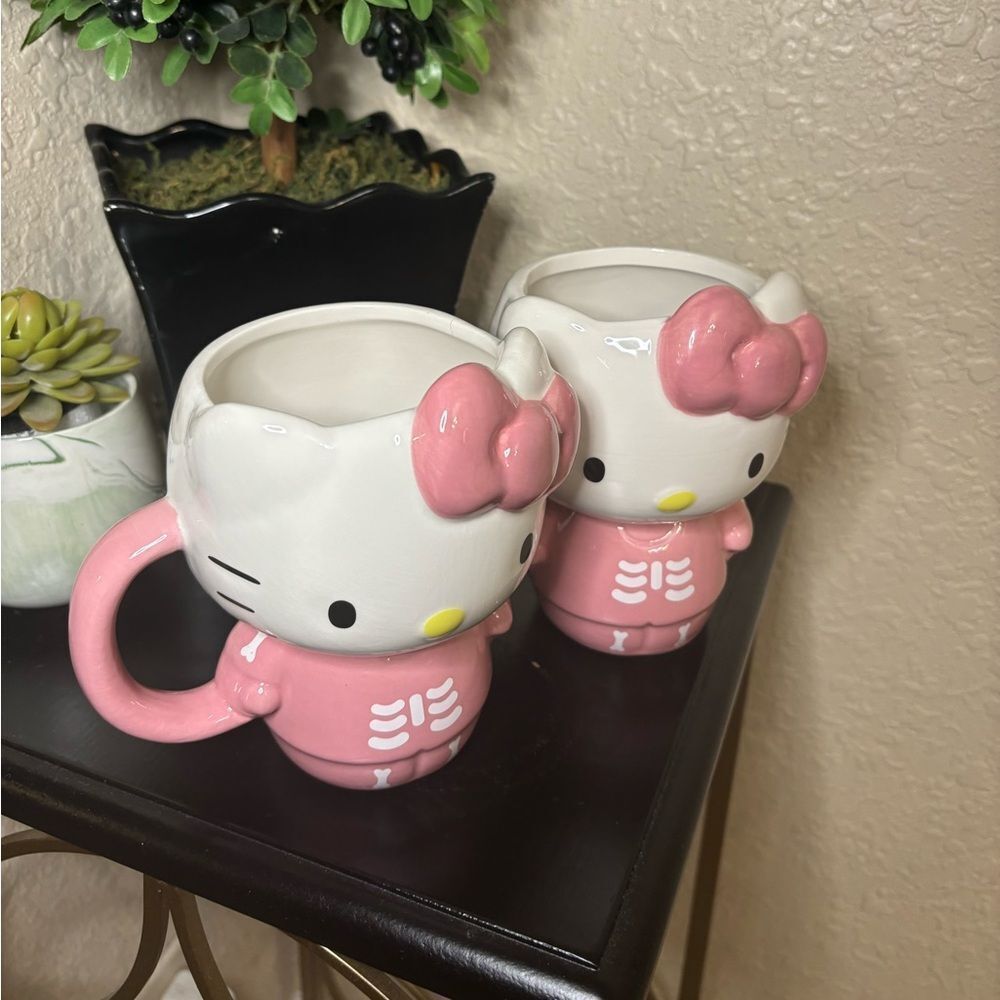 Hello Kitty Skeleton Mugs - Picture 3 of 6